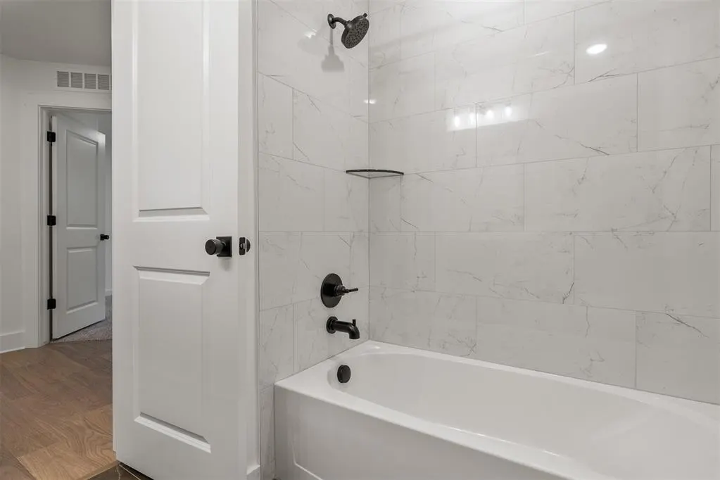 Photo 20 — 8809 Spruce Street, Edmond, OK 73003