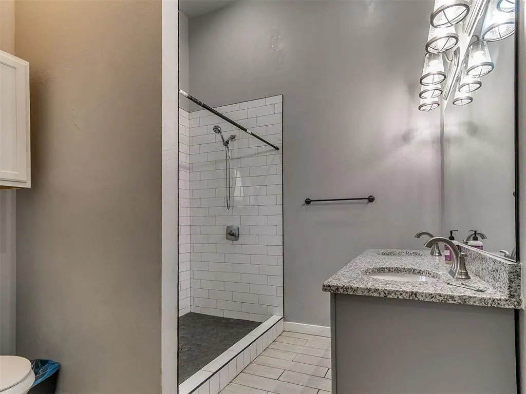 Photo 26 — 3875 E Waterloo Road, Edmond, OK 73034