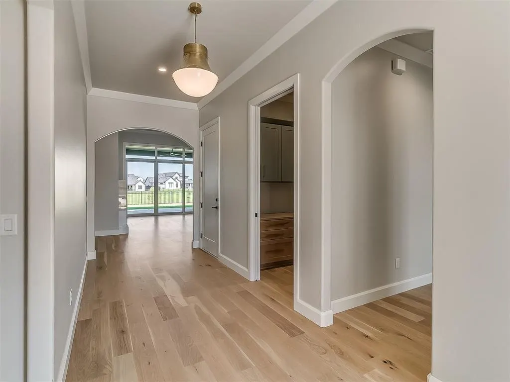 Photo 4 — 14821 St Pierre Drive, Oklahoma City, OK 73142