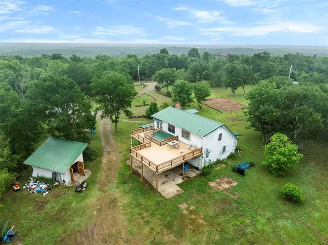 Photo 4 — 1037 River Bluff Road, Idabel, OK 74745