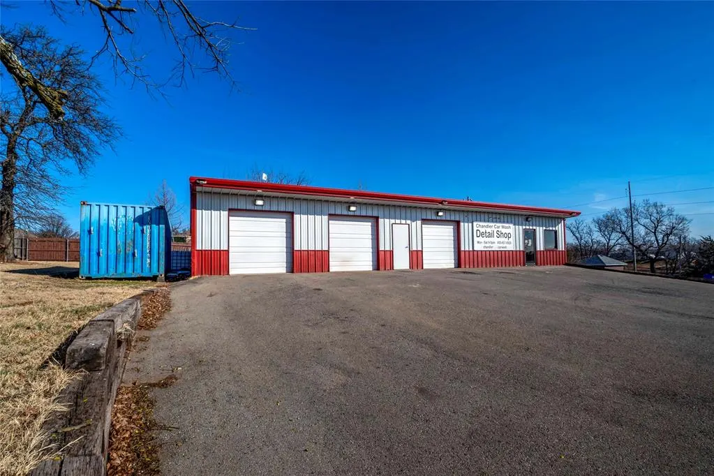 Photo 22 — 1102 E 1st Street, Chandler, OK 74834