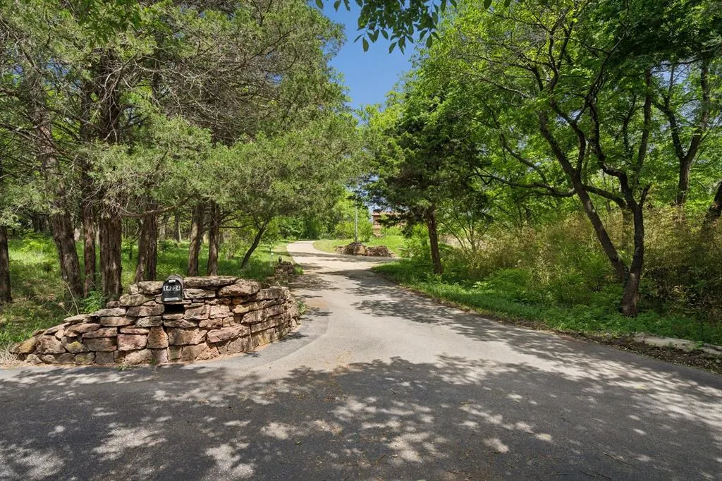 Photo 12 — 14224 Edmond Lake Road, Jones, OK 73049