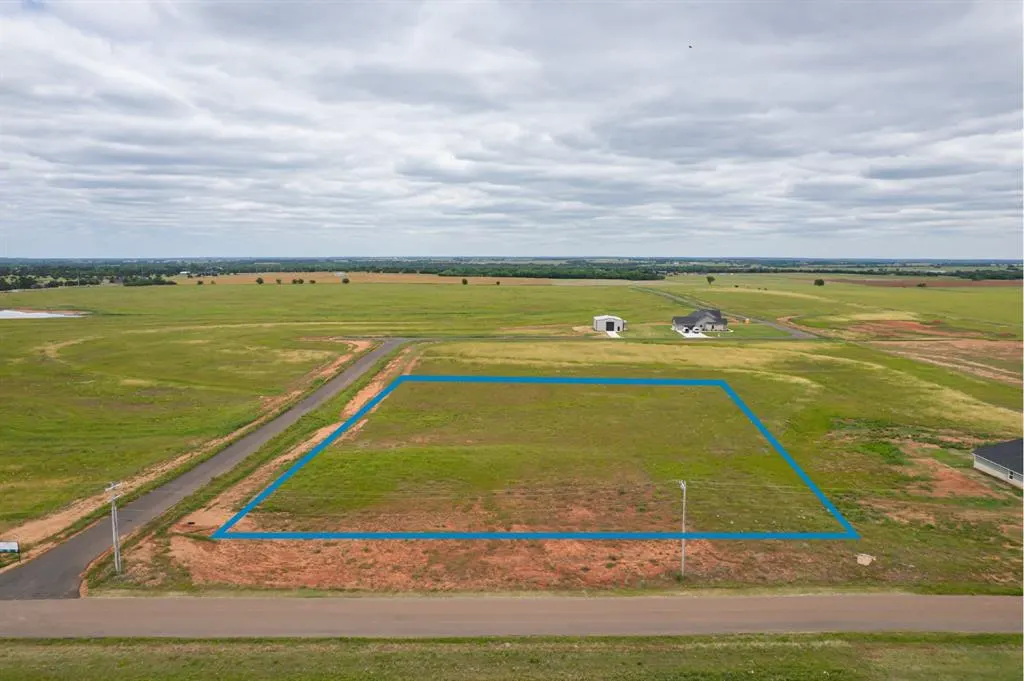 Front exterior — 2646 S May Avenue, Guthrie, OK 73044