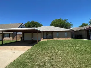 Sold home at 1057 NW 7th Street