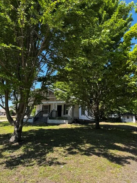Photo 3 — 417 S 5th Street, Okemah, OK 74859