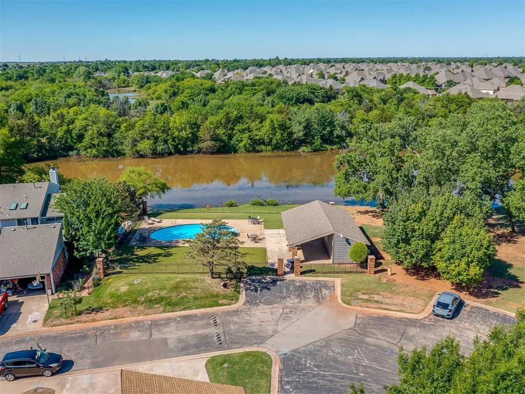 Photo 49 — 4702 Hemlock Circle, Oklahoma City, OK 73162