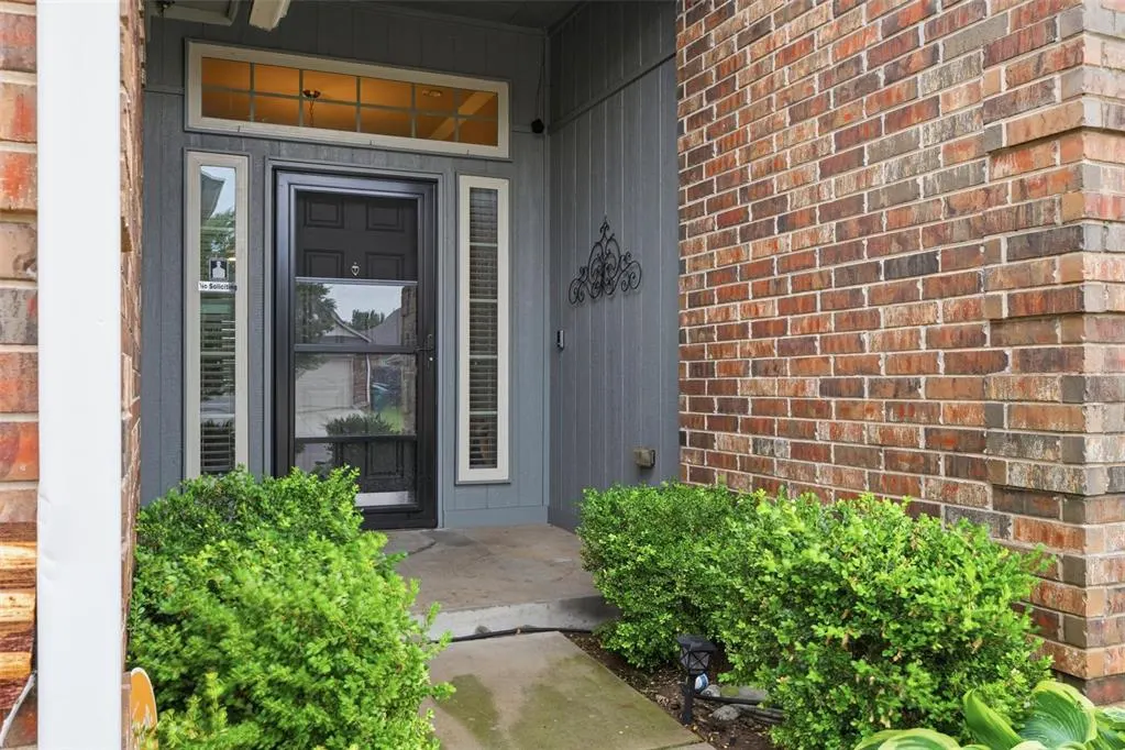 Front exterior — 2420 SW 139th Street, Oklahoma City, OK 73170