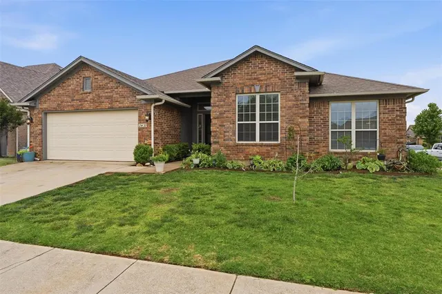 Photo 7 — 2420 SW 139th Street, Oklahoma City, OK 73170