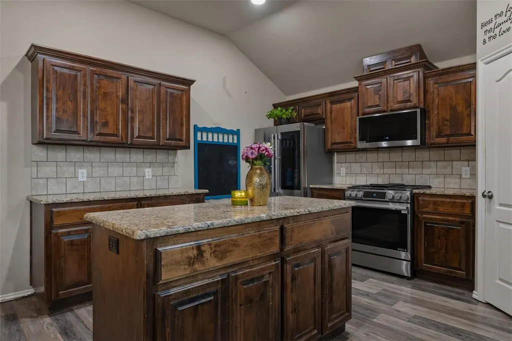 Photo 16 — 2420 SW 139th Street, Oklahoma City, OK 73170