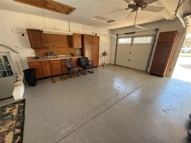 Photo 2 — 933 Denise Street, Altus, OK 73521