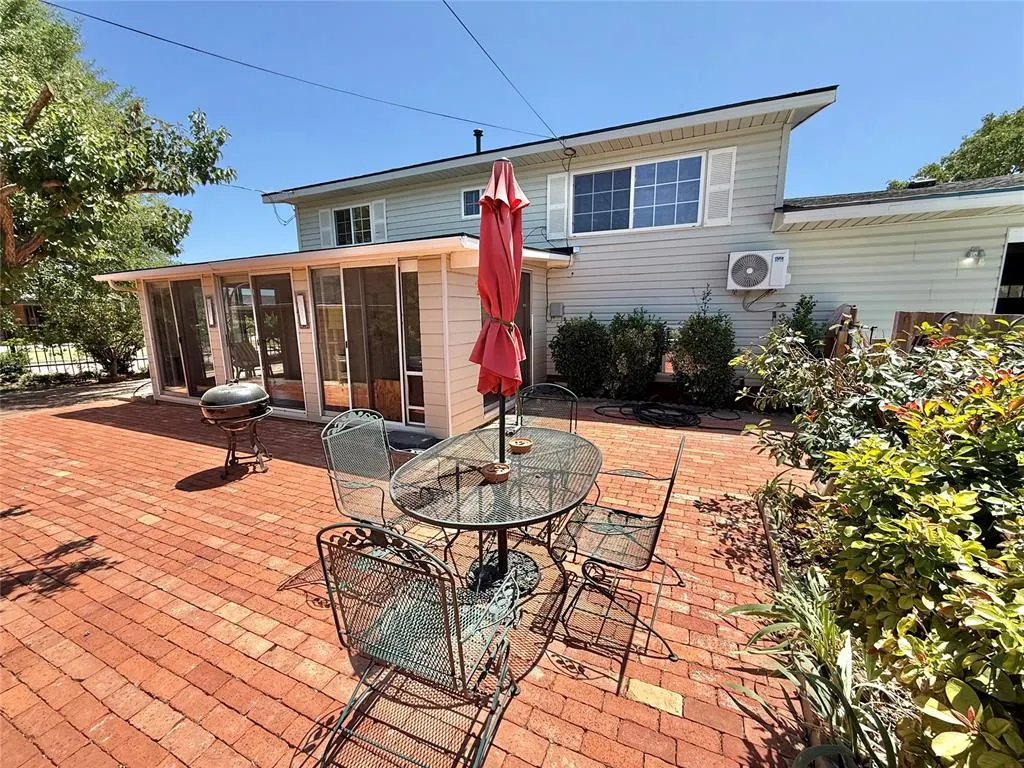 Photo 25 — 933 Denise Street, Altus, OK 73521