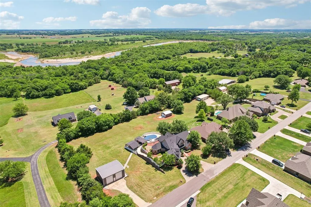 Photo 47 — 1806 N 4th Avenue, Purcell, OK 73080
