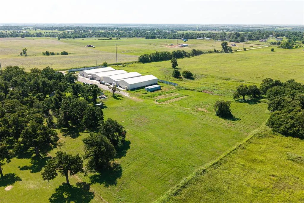 Photo 4 — 2751 N Meridian Avenue, Crescent, OK 73028