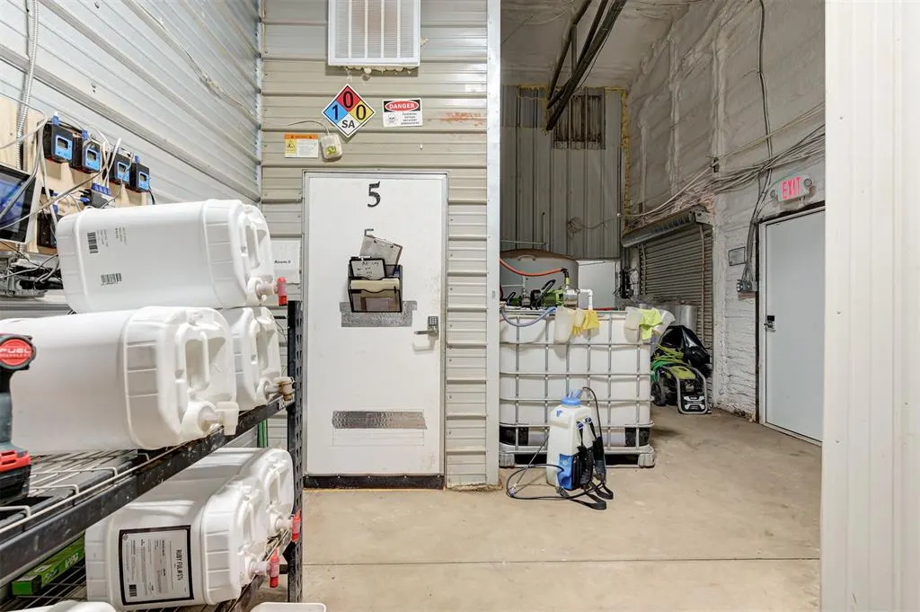 Photo 17 — 2751 N Meridian Avenue, Crescent, OK 73028