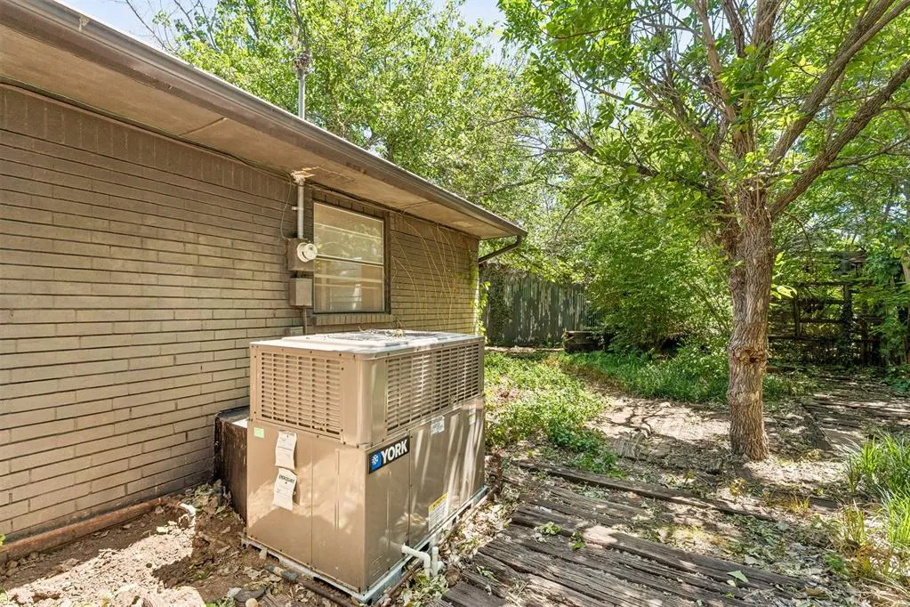 Photo 39 — 2721 NW 109th Terrace, Oklahoma City, OK 73120