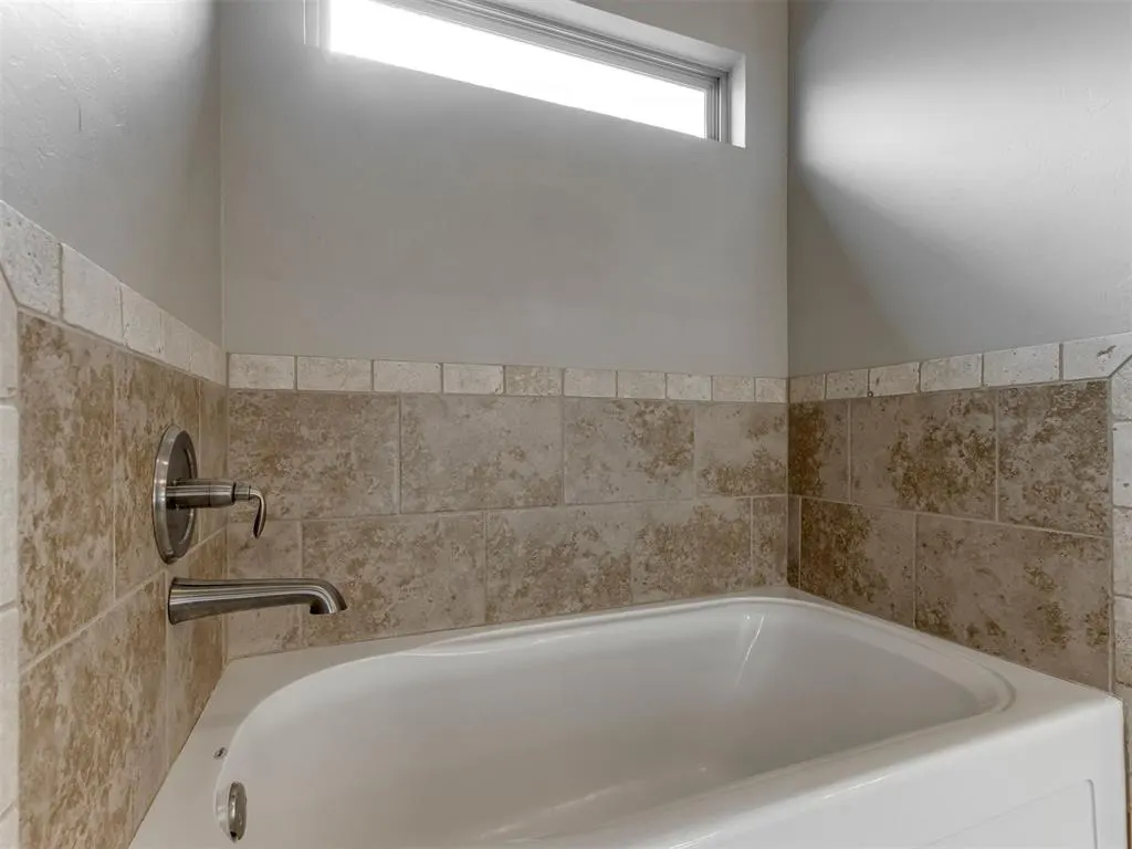Photo 20 — 8216 NW 160th Terrace, Edmond, OK 73013