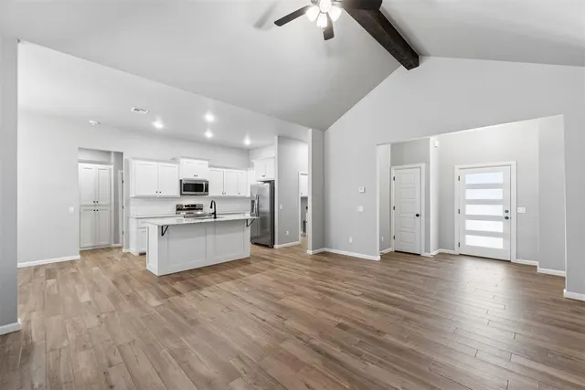 Photo 3 — 625 N Cottontail Way, Mustang, OK 73064