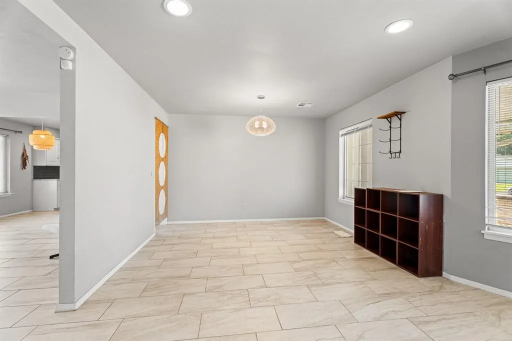 Photo 7 — 2508 NW 119th Street, Oklahoma City, OK 73120