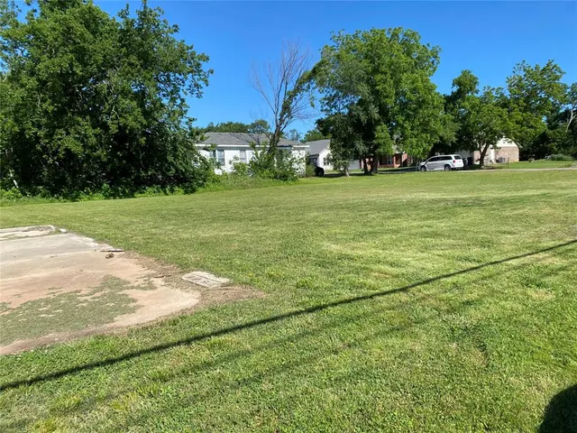 Photo 3 — N Market & 32nd Street, Shawnee, OK 74804