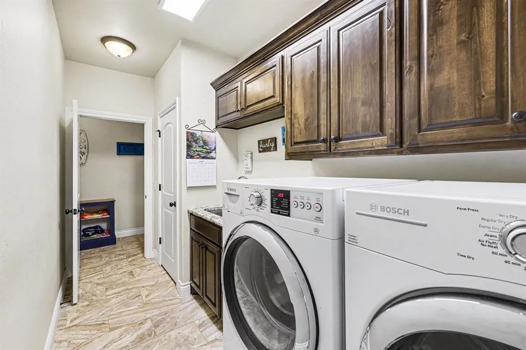 Photo 32 — 2309 E Thomas Terrace, Mustang, OK 73064