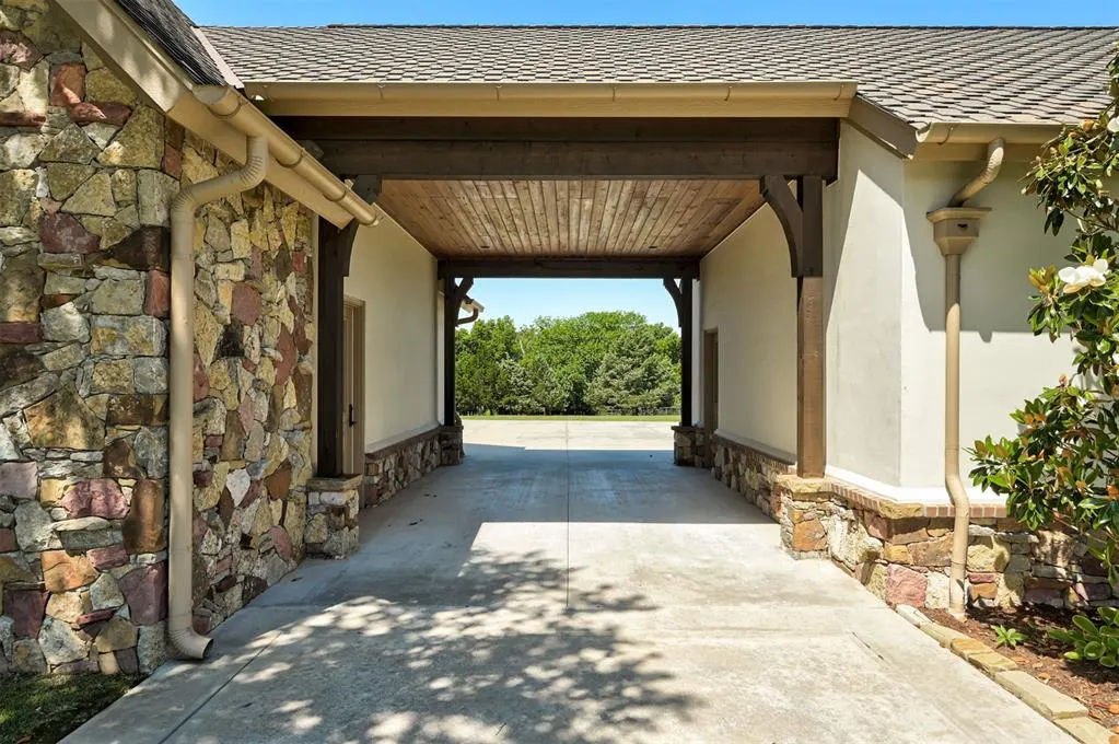 Photo 9 — 3150 W Waterloo Road, Edmond, OK 73025
