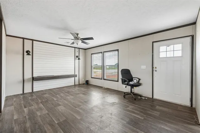 Photo 2 — 13262 Southerland Road, Blanchard, OK 73010