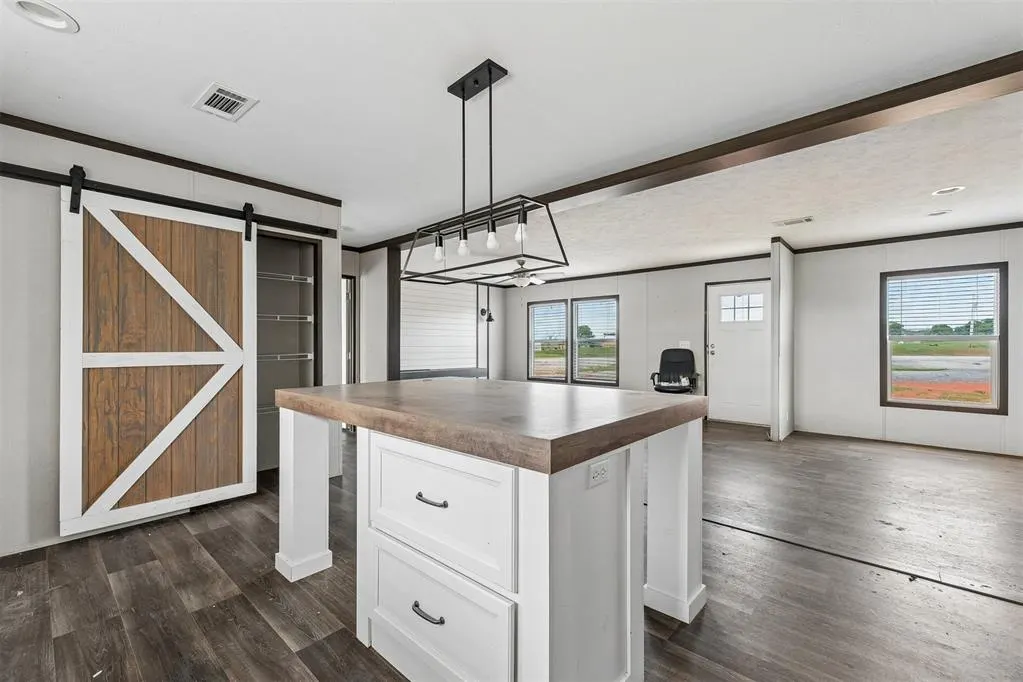 Photo 11 — 13262 Southerland Road, Blanchard, OK 73010
