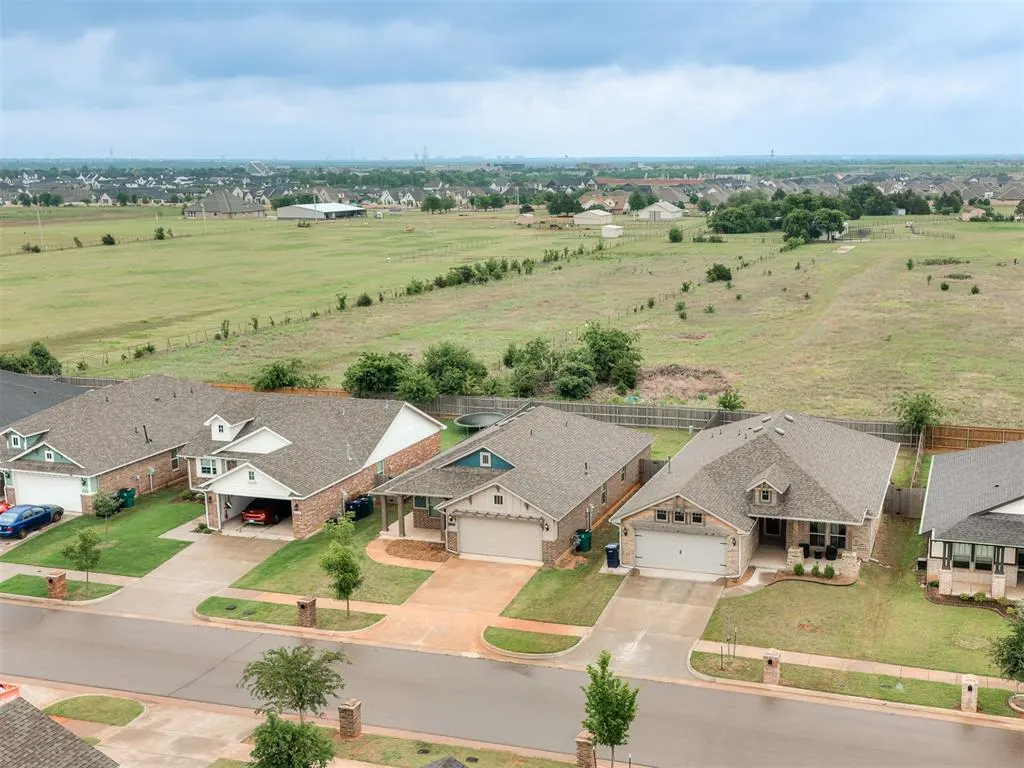 Photo 38 — 6612 NW 154th Street, Edmond, OK 73013