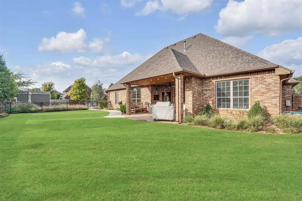 Photo 42 — 1112 Dogwood Drive, Elk City, OK 73644