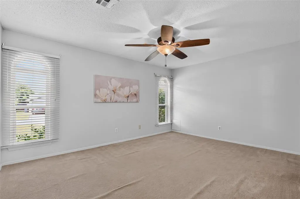 Photo 13 — 2324 NW 112th Street, Oklahoma City, OK 73120