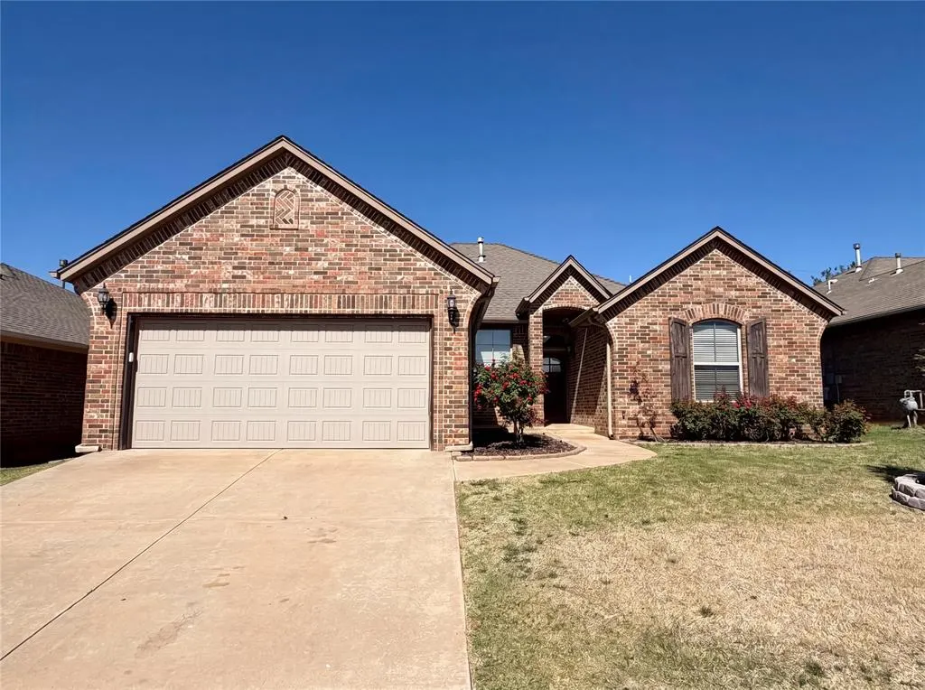Front exterior — 15941 Sky Run Drive, Edmond, OK 73013