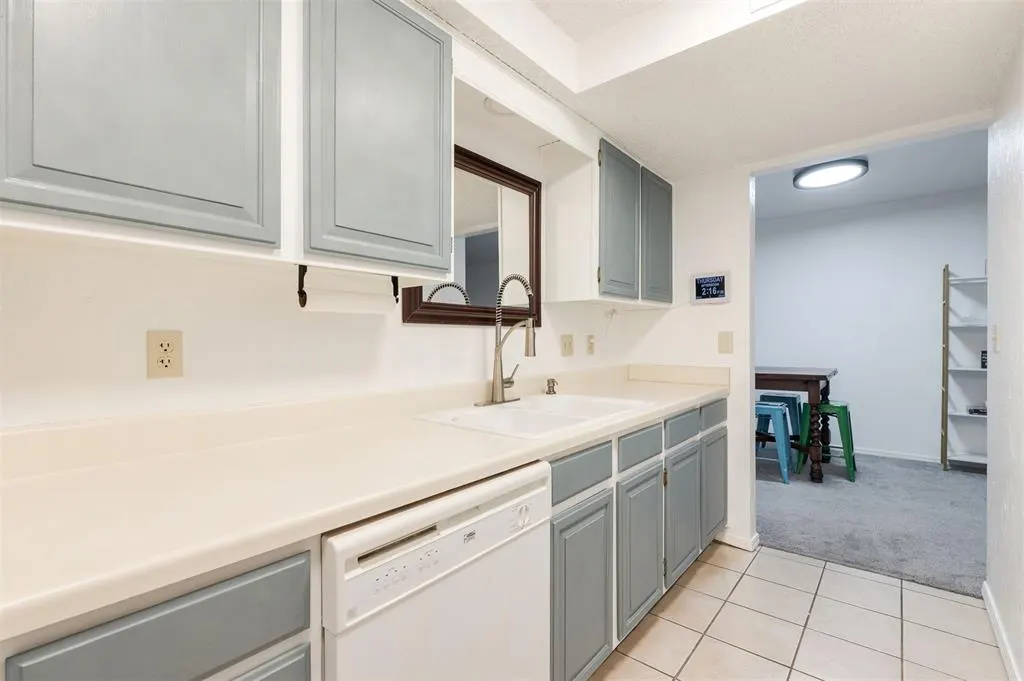 Photo 17 — 11130 Stratford Drive 319, Oklahoma City, OK 73120