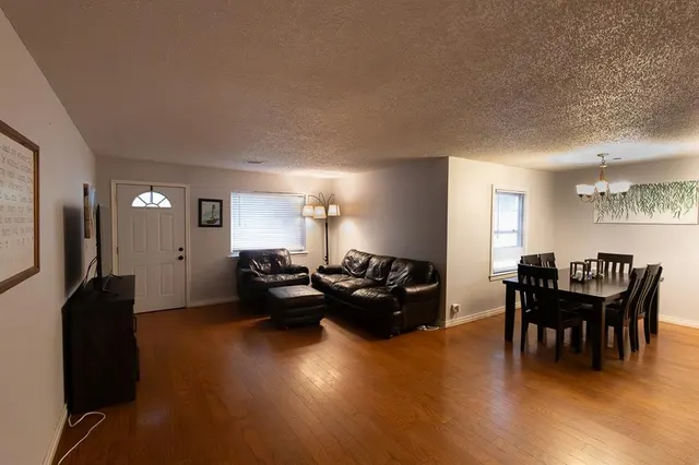 Photo 5 — 4812 N College Avenue, Bethany, OK 73008