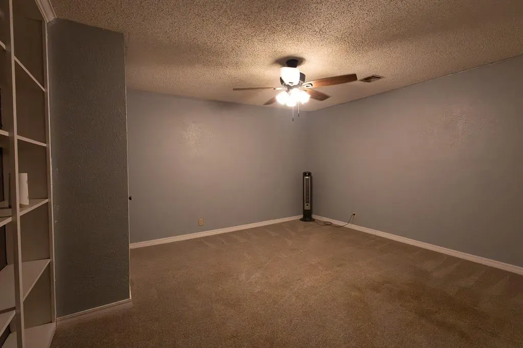 Photo 13 — 4812 N College Avenue, Bethany, OK 73008