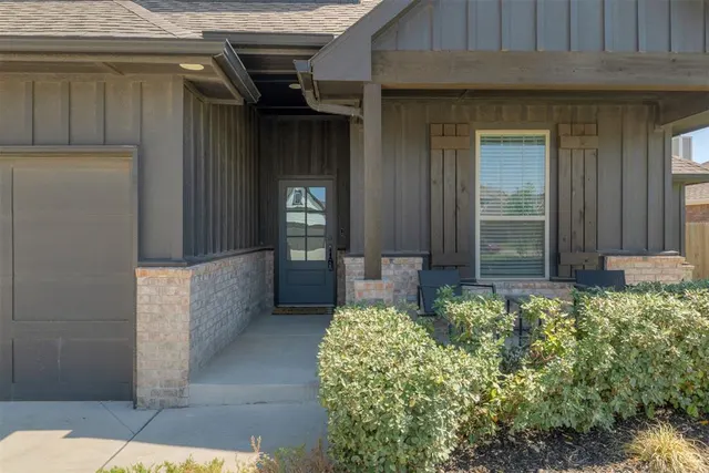 Photo 3 — 9141 NW 115th Terrace, Yukon, OK 73099