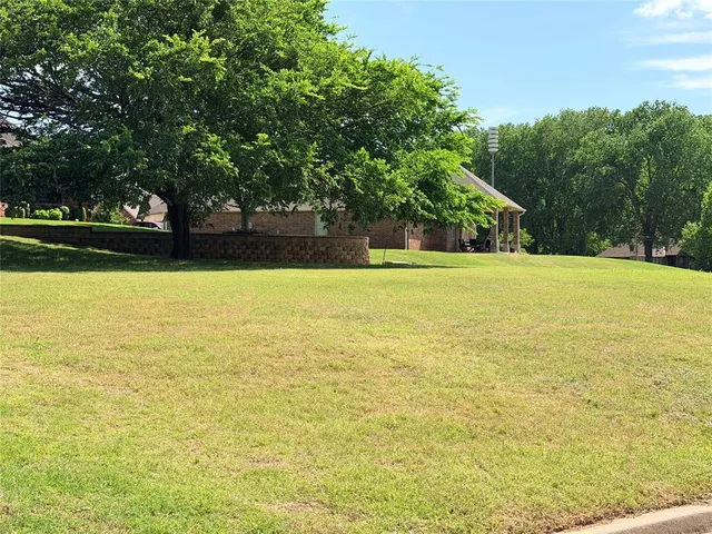 Photo 2 — Bella Court, Purcell, OK 73080