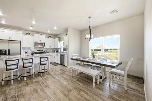 Photo 5 — 2309 County Road 1330 Road, Blanchard, OK 73010