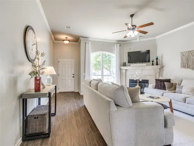 Photo 4 — 9713 SW 18th Street, Oklahoma City, OK 73128