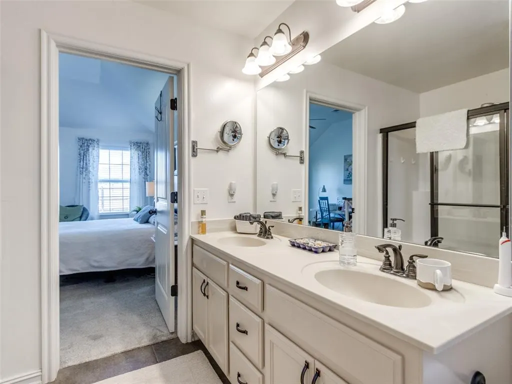 Photo 34 — 9713 SW 18th Street, Oklahoma City, OK 73128