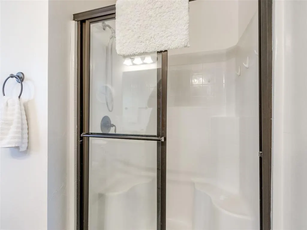 Photo 35 — 9713 SW 18th Street, Oklahoma City, OK 73128
