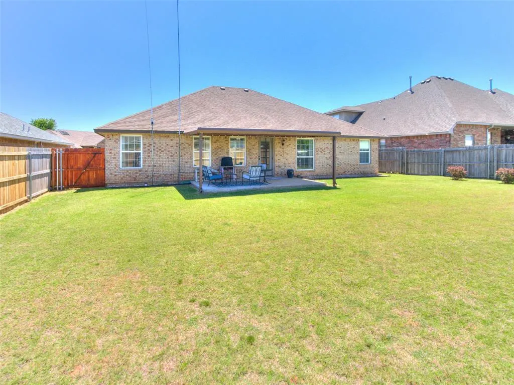 Photo 41 — 9713 SW 18th Street, Oklahoma City, OK 73128