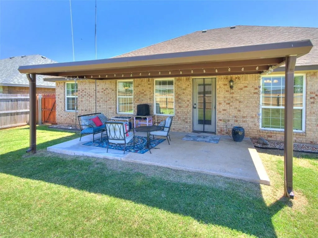 Photo 43 — 9713 SW 18th Street, Oklahoma City, OK 73128