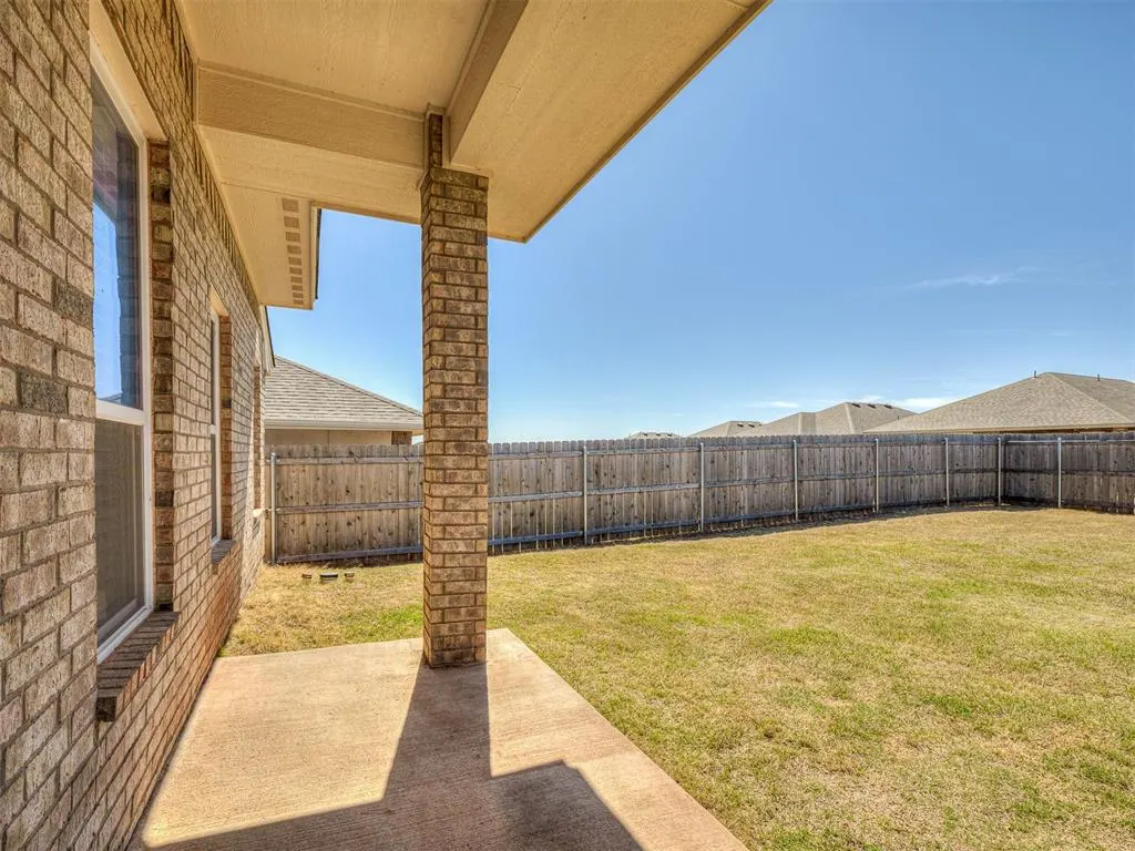 Photo 31 — 18025 Sunny Stone Court, Edmond, OK 73012
