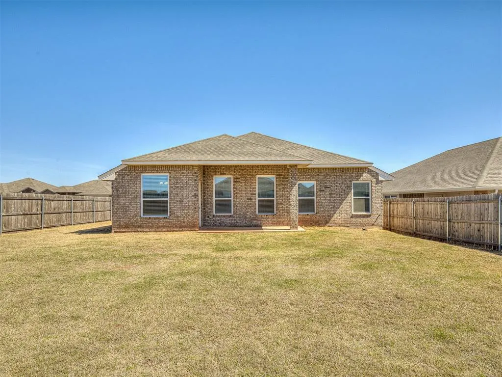 Photo 33 — 18025 Sunny Stone Court, Edmond, OK 73012
