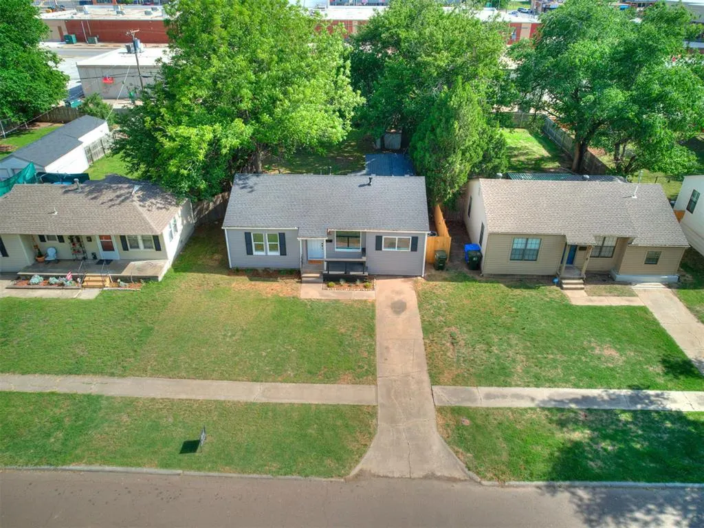 Photo 10 — 446 W Tonhawa Street, Norman, OK 73069