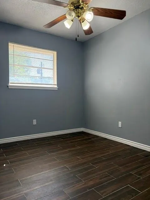 Photo 10 — 712 N Anita Drive, Oklahoma City, OK 73127