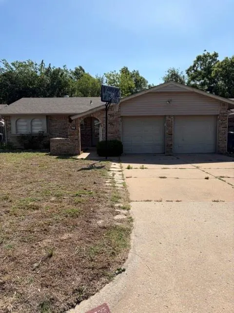 Front exterior — 712 N Anita Drive, Oklahoma City, OK 73127