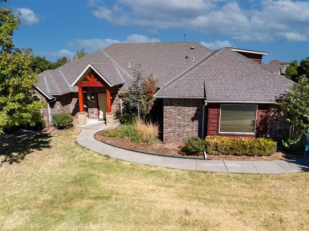 Front exterior — 2817 Marigold Lane, Edmond, OK 73013