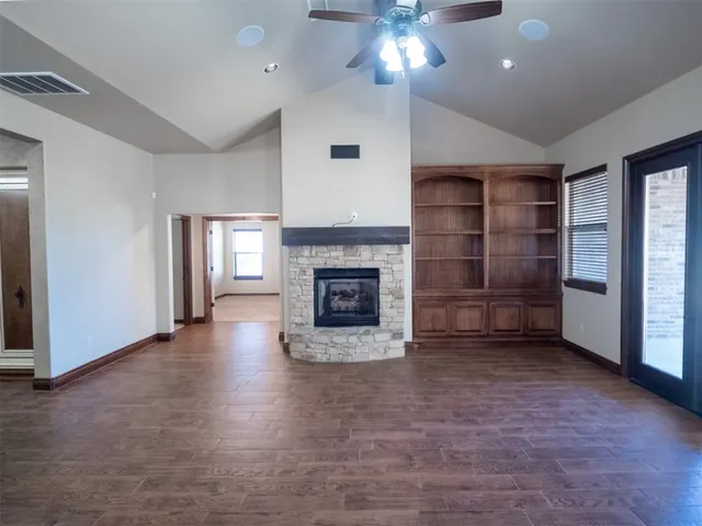 Photo 8 — 2817 Marigold Lane, Edmond, OK 73013