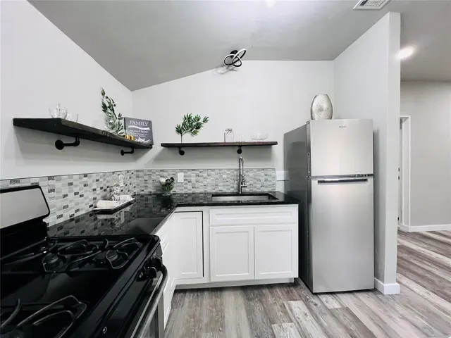 Photo 3 — 212 S 2nd Street, Noble, OK 73068